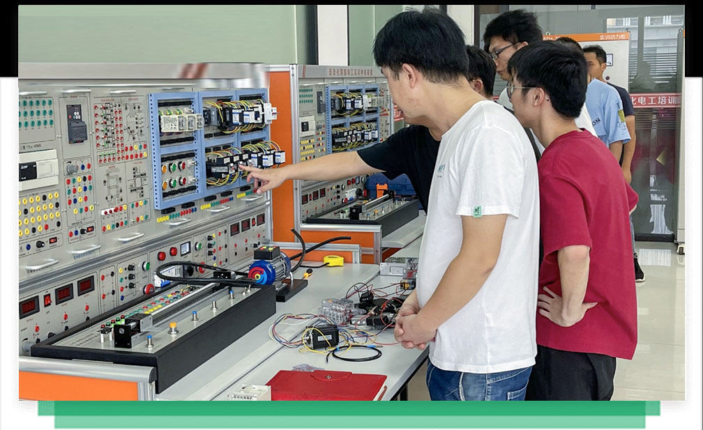 自动化装配电工班